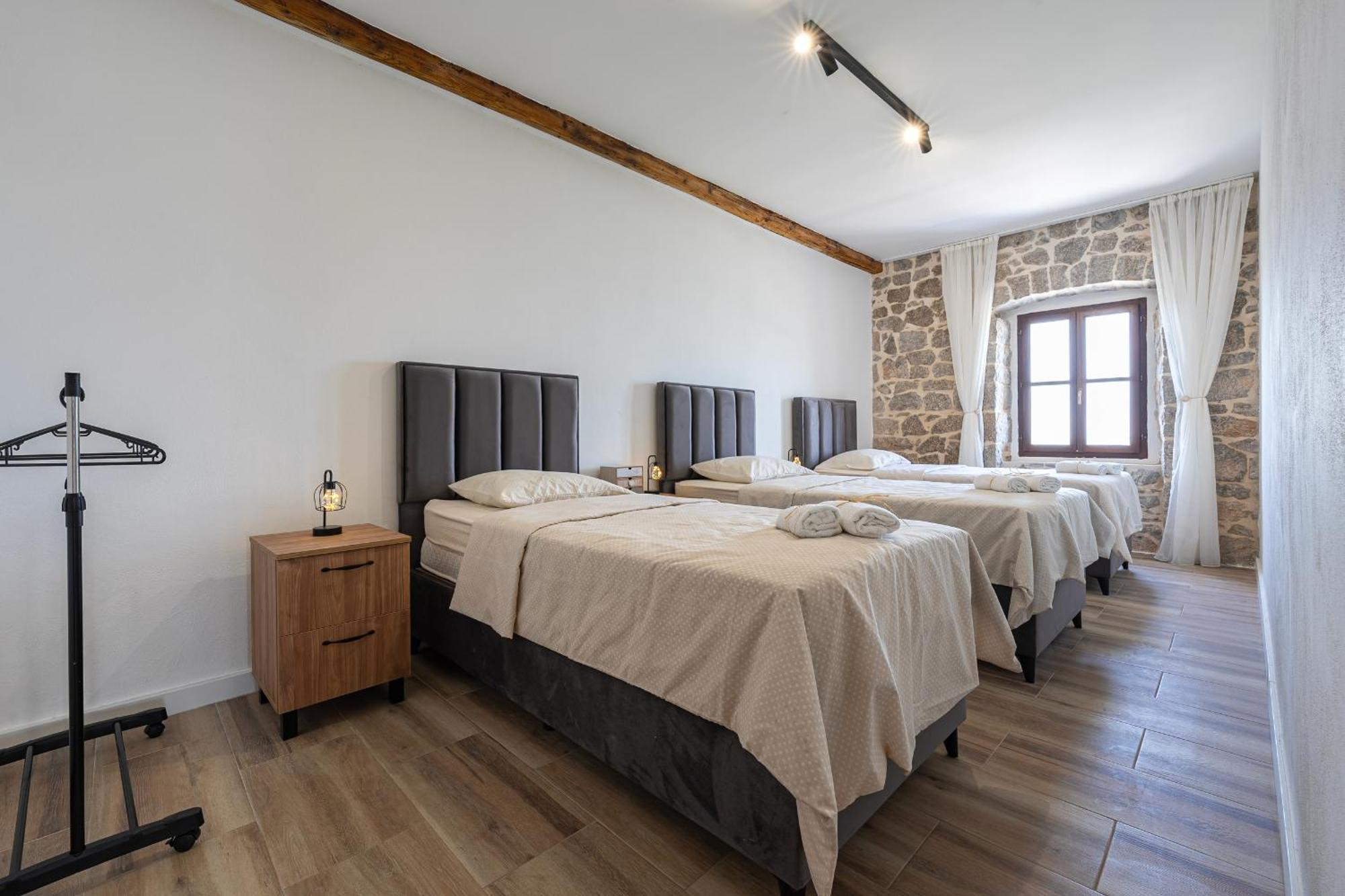 Villa Gorazda Kotor Exteriör bild